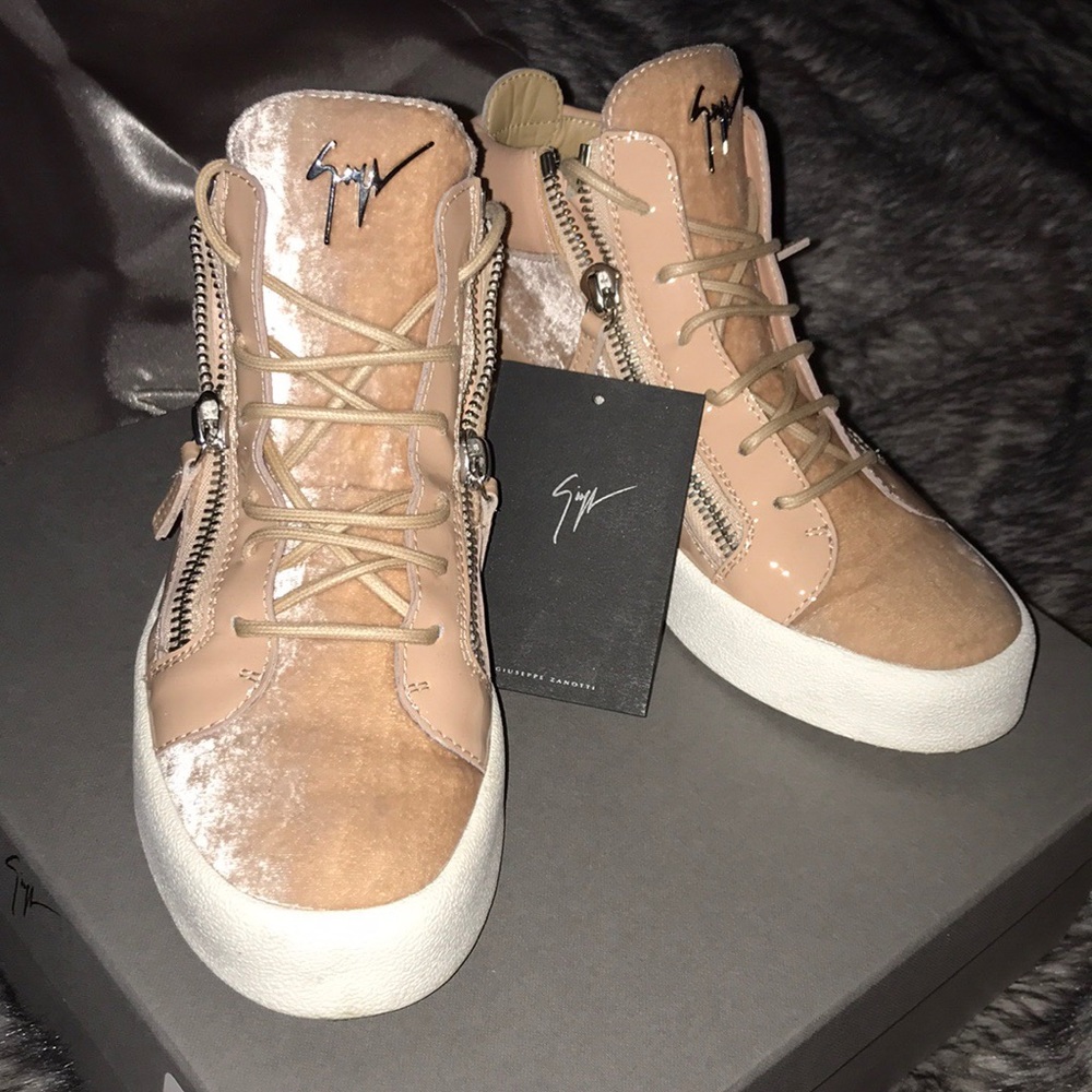 Giuseppe Zanotti women’s Sneakers (authentic)